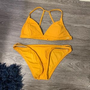 Roxy 2-piece swimsuit